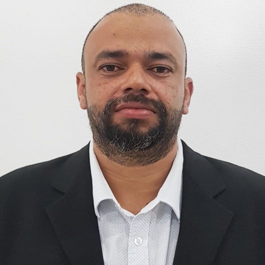 Dr. Alexandre Santana