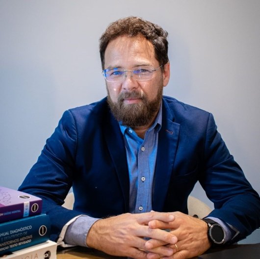 Dr. EDMAR RODRIGUES