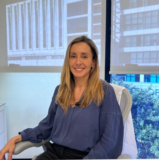 Dra. Viviane Correa