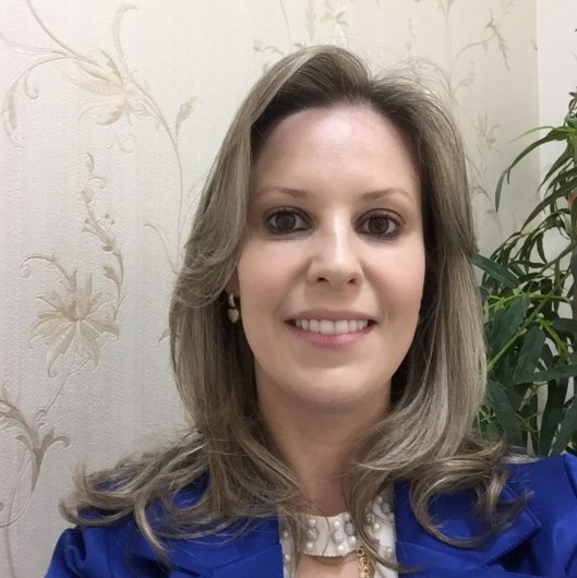 Dra. Glaucia Marengo