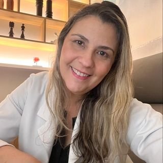 Dra. Carla Maria Sena Andrade Slater