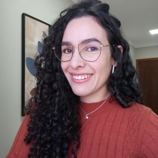 Kyara M. Oliveira Gradini
