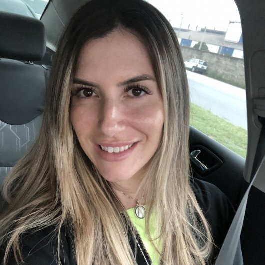 Dra. Alinne Carvalho
