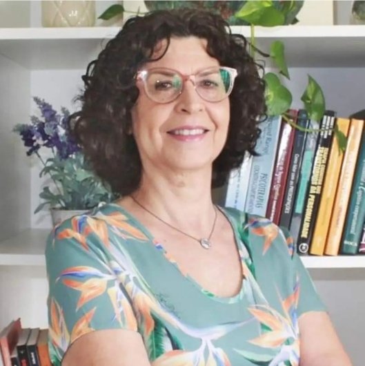 Prof. Silvia Sant'Anna Braga dos Santos