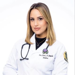 Dra. Clara Almeida