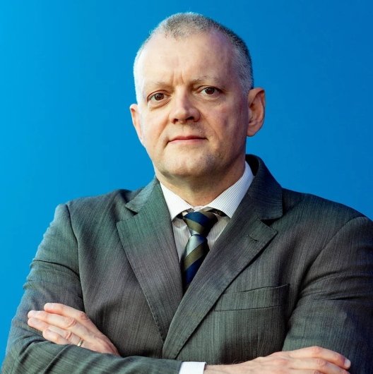 Prof. Ivan Benaduce Casella