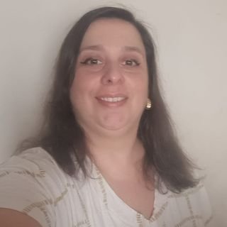 Dra. Michelle Cardoso de Almeida Menezes