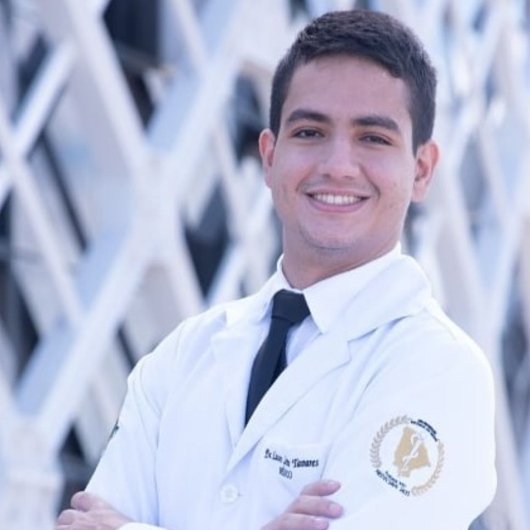 Dr. Lauro Leite Tavares Junior