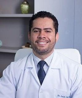Dr. Lucas Carvalho