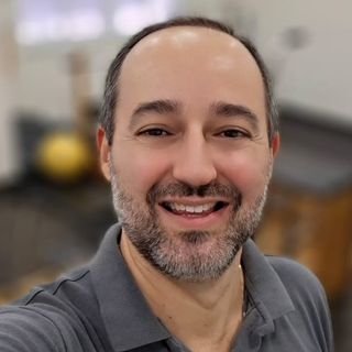 Dr. Carlos Rodino