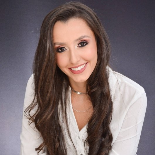 Dra. Maria Eduarda Barbosa Cardoso