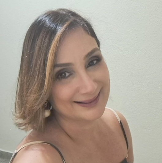 Luciana Pastor .
