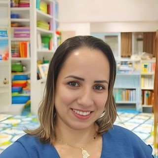 Dr. Luana Sales Gama