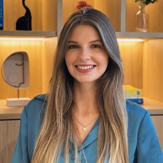 Lana Bis Mendonça