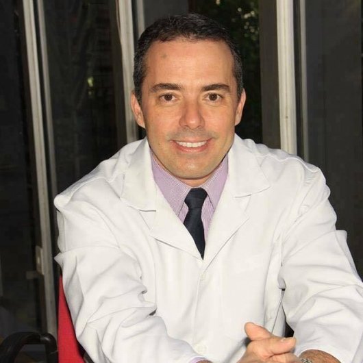 Dr. Miguel Azambuja