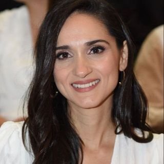 Dra. Lígia Lins