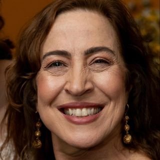 Dra. Eugenia Ribeiro Valadares