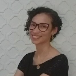 Dra. Leandra Costa