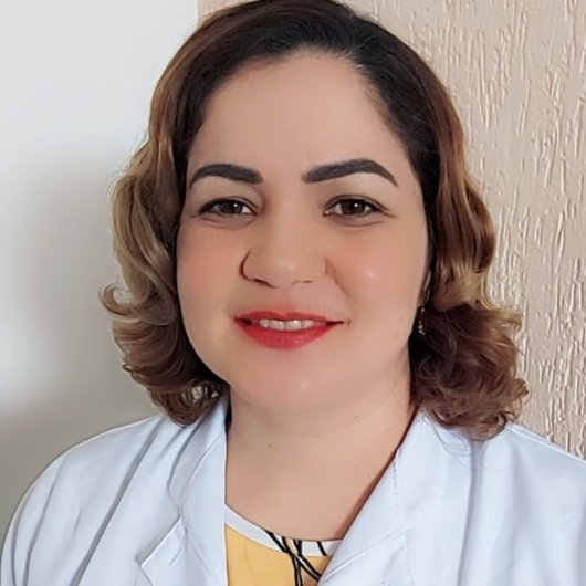 Prof. Caroline Alencastro