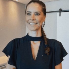 Dra. Maíra Batista Moreira