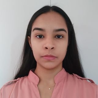 Dra. Karen Cristine Alves Pereira