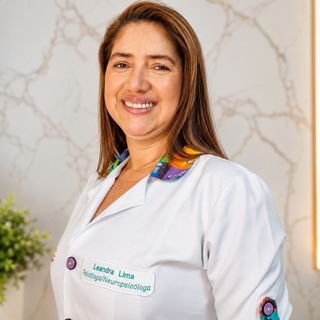 Dra. Leandra Lima