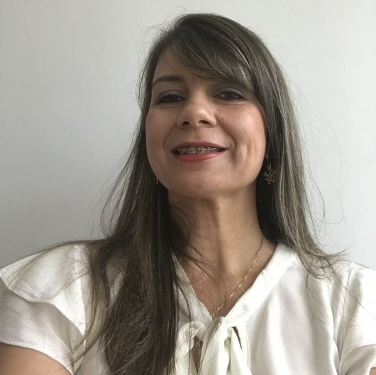 Renatta Tostes