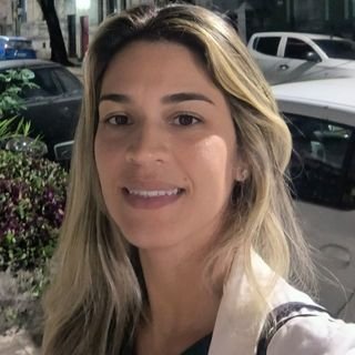 Dra. Camila Martins de Andrade Faller
