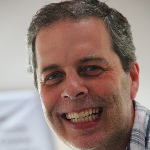 Dr. Luiz Gustavo Valsani