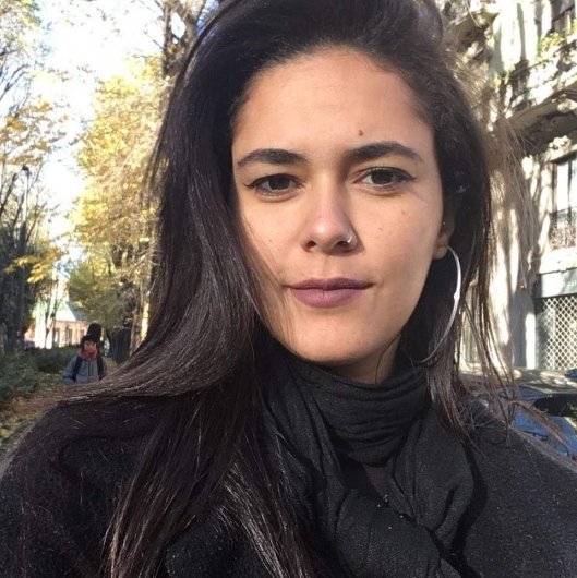 Dra. Isabella Muniz