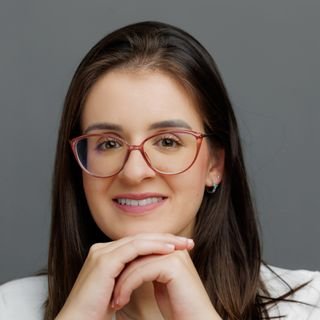 Dra. Andressa Duarte Seehaber