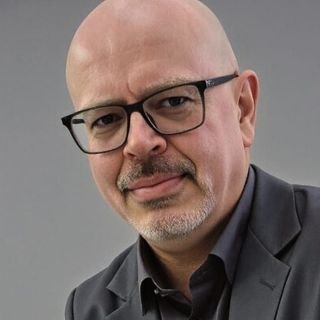 Dr. Eduardo Jonson Serman