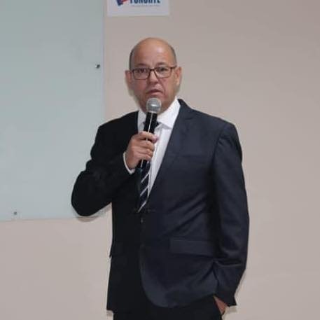 Dr. Daniel Molinar
