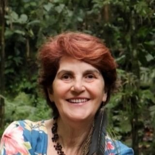 Dra. Kátia Savelli Gomes