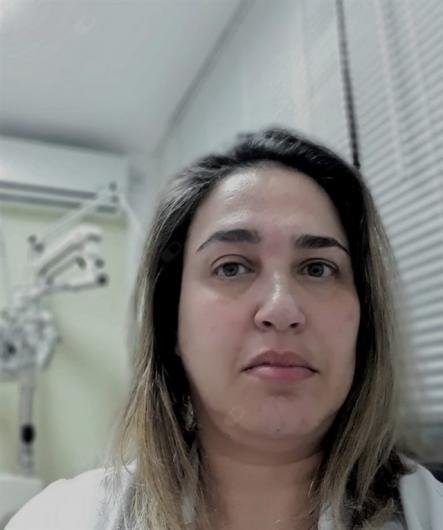 Dra. Andrea Costa Pinto Ikegami