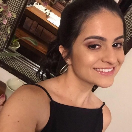 Juliana Marques Cury