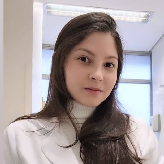 Dra. Mariana Lima