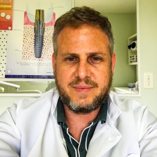 Dr. Marcus Mozar Metz