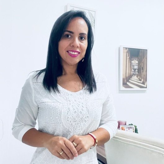 Ívena Isabel Oliveira Lima