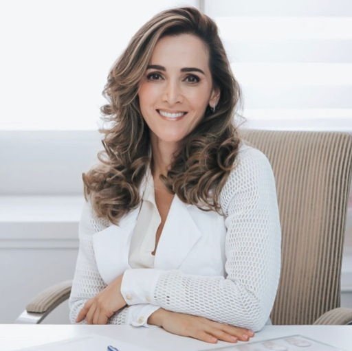 Dra. Leila Camargo Righi