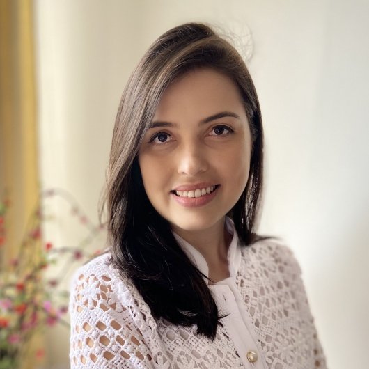 Dra. Tathiana Carvalho Lucio