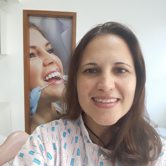 Dra. Alessandra Martins Ferreira Warmling
