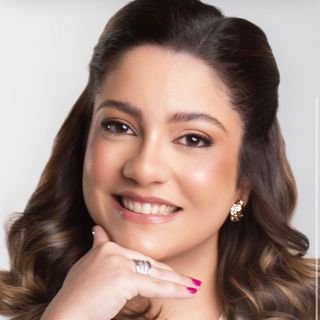 Dra. Raphaela Paiva Vieira Luz