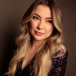 Dra. Fabiana Delatorre