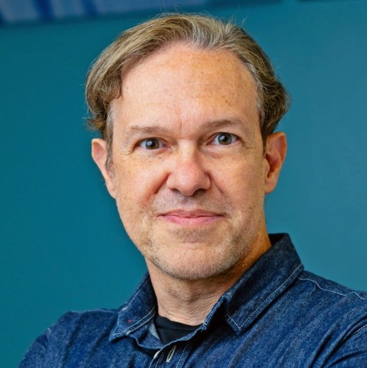 Dr. Claudio Pericles Cruz