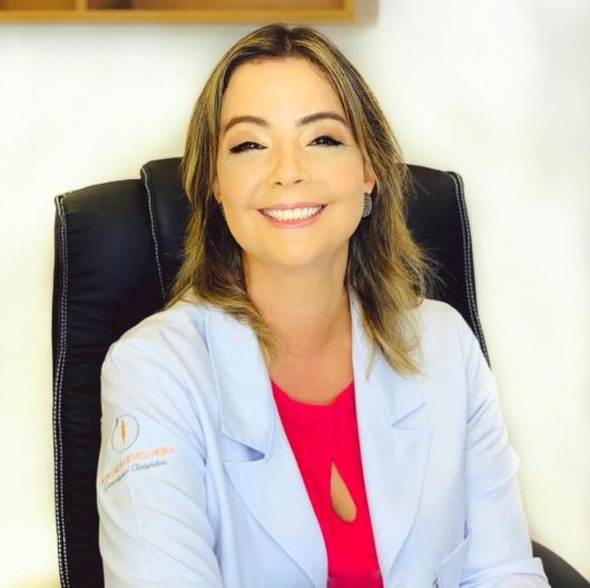 Dra. Ana Luiza Neves Vieira