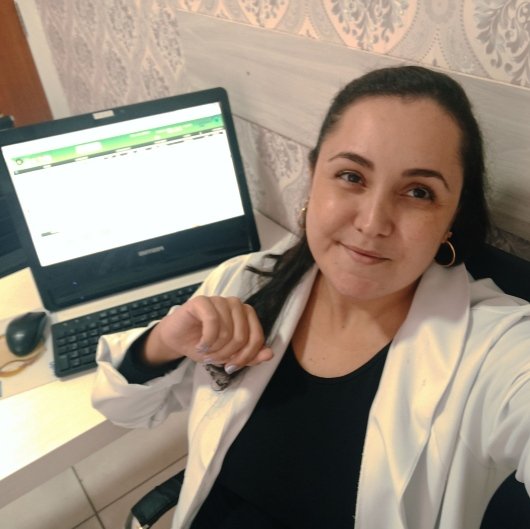 Dra. Isa Oliveira Barbosa