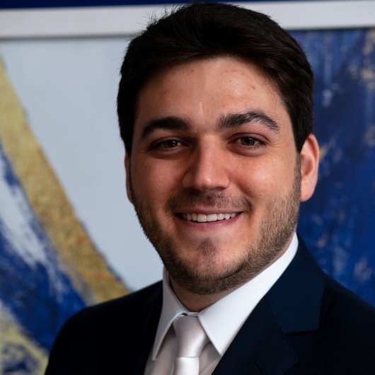 Dr. Bruno Barros de Carvalho