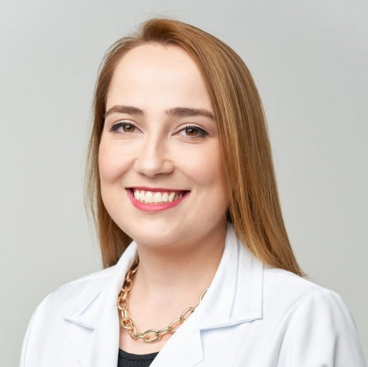 Dra. Vivian Dias Baptista Gagliardi