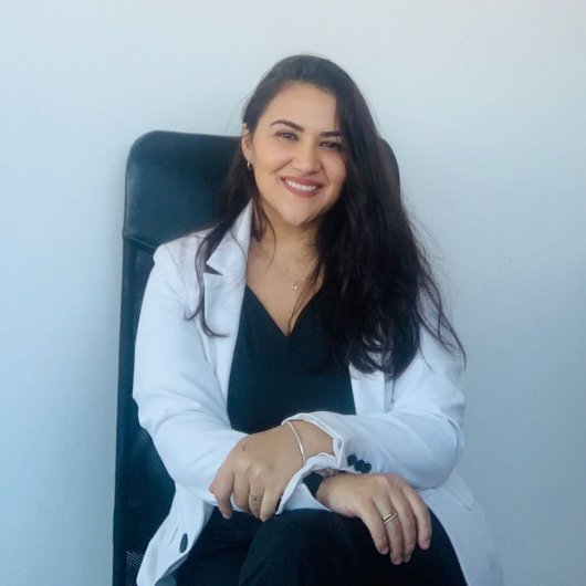 Dra. Aline Dovansi Rios